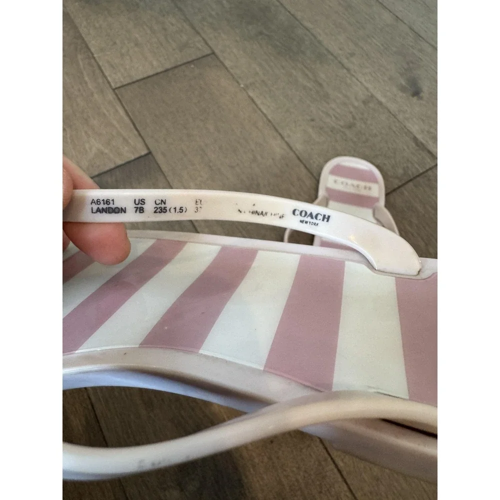 Coach Sandals Womens Size 7 Pink White Landon Jelly Bow Thong‎ Flip Flops EU 37 - Picture 2 of 7